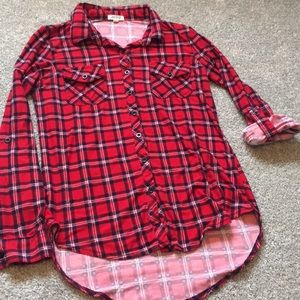 Soft long sleeve top with plaid pattern
